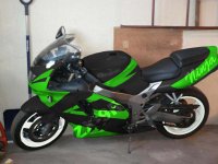 ZX-9R..jpg