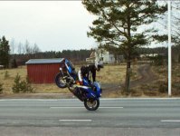 stoppie.jpg