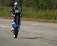 grabbed frame 8liten.jpg