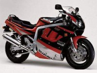 SuzukiGSXR1100M.jpg