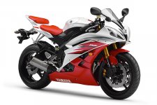 2006_YZF-R6_Color_Competition-White_tcm36-86915.jpg