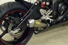 2391_Yamaha%20R6%2006%20Slip-on%20PR%203.jpg