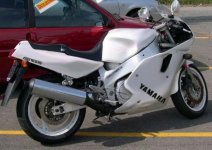 yamaha_fzr_1000 vit copy.jpg