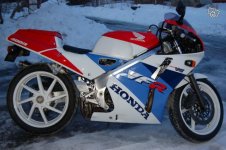 VFR400.jpg