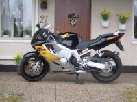 CBR600F-99.jpg