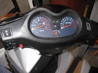 instrument 700 meter (Medium).jpg