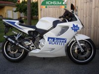 maranello_blue_white.jpg