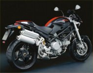 ducati s2r svart orange liten.jpg