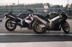 falken16-7gixxer400.rc51.jpg