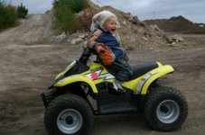 Leja 1,5 år.jpg
