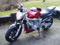 Yamaha fz6 3 liten.jpg