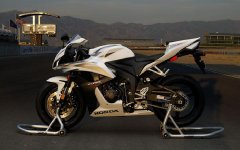 cbr1.JPG