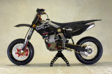 wrm 450 sm lato sx.jpg