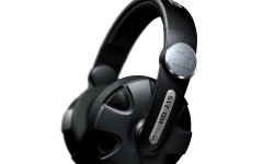 sennheiser_hd215_white_1680x1050.jpg