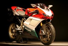 ducati20109820s20tricolma9.jpg
