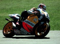981024gibernau_action.jpg