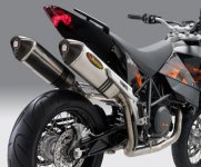 akra690.jpg