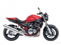 Gixxersmaller.JPG