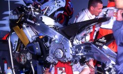 honda250_03.jpg