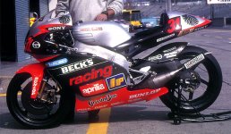aprilia500_01.jpg