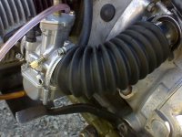 ural-mikuni5.JPG