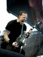 NOJE-31s32-metallica-53_368.jpg