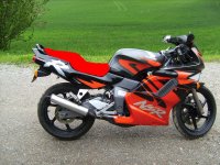 honda röd.JPG
