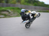 100-0032_img.jpg