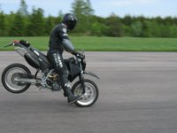 stoppie1.jpg