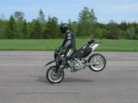 stoppie3 - mindre.jpg