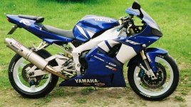 r1modwhitewheels.jpg