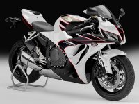 1206-cbr1000-2008-01.jpg