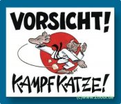 Warnschild-Kampfkatze-gg.jpg