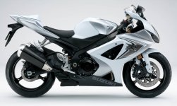Gixxer-white.jpg