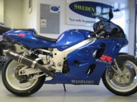 gsxr 750 -98.jpg