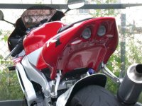 r1_1.jpg