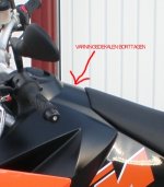VARNINGSDEKAL BORTTAGEN.jpg