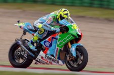 800px-Valentino_rossi.jpg