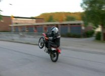 Wheeliemed2på.jpg
