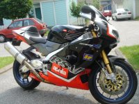 Aprilia RSV MILLE R  Troy Corser 24 5 sh.jpg