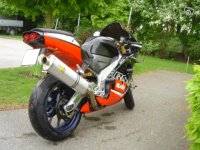 Aprilia RSV MILLE R  Troy Corser 24 3.jpg