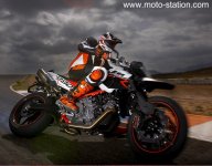 KTM_990_SMR_09_ac1pz.jpg