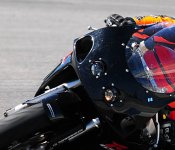 gixxer lyse fram1.jpg