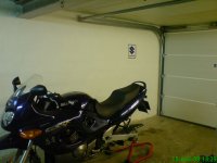 garage2.jpg