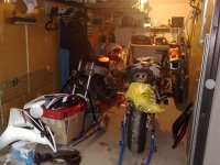 garage1.jpg