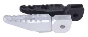 dhm_footpegs.jpg