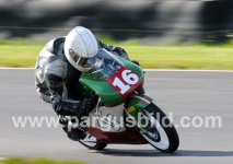 F08_079-125GP-t2.jpg