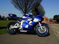 r6001.jpg