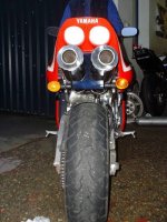 r6rear_m.jpg