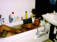 peter i badet.jpg